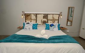 Marlin Lodge St Lucia